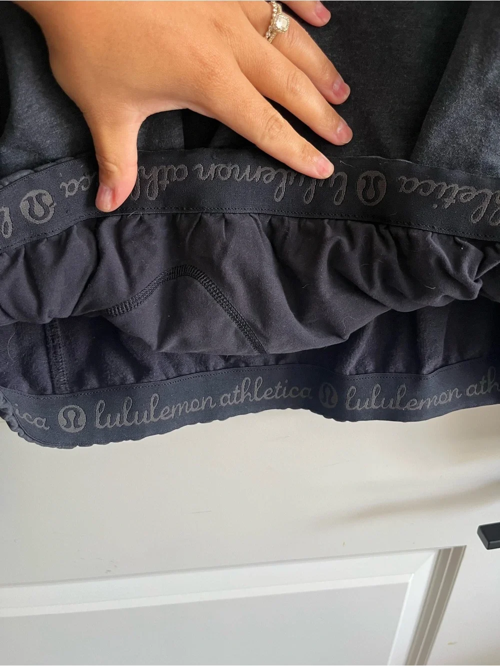 Lululemon Athletica Mock neck sweatshirt Sz 8